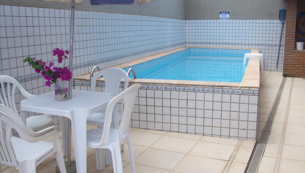 Sobrado Com Piscina Em Condomino Fechado A 150 M Da Praia Caraguatatuba Pokoj fotografie